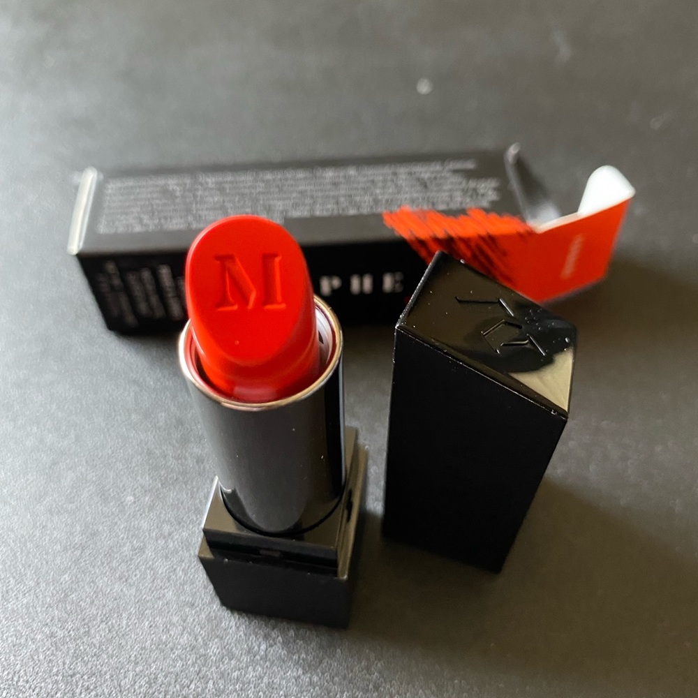 Morphe lipstick
